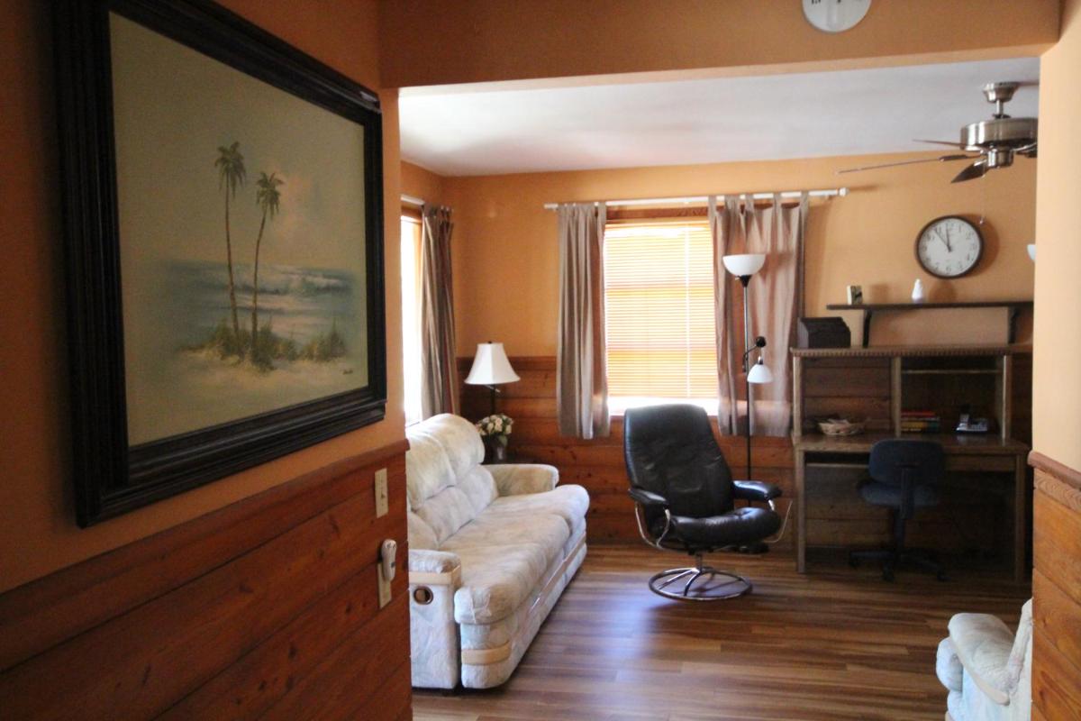 Popular attractions Area Nearby Property